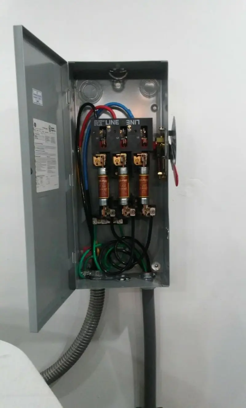 Three-phase disconnect switch installed for Electrical Wiring & Rewiring in Riverdale Park